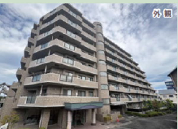 静岡市駿河区池田、マンションの外観画像です