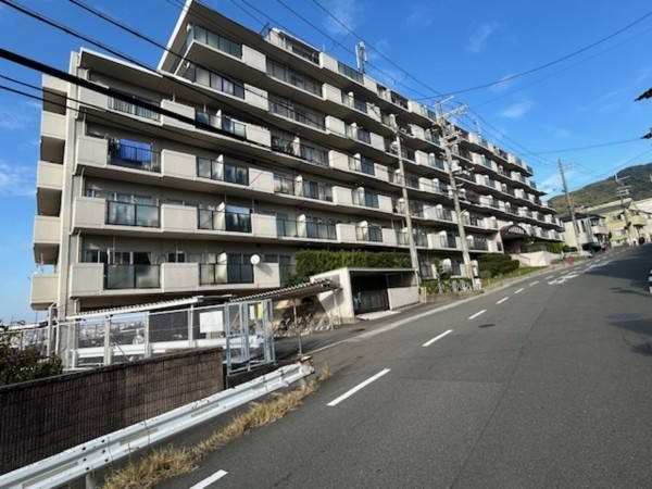 東大阪市東石切町、収益物件/マンションの外観画像です