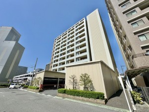 草津市野路、マンションの画像です