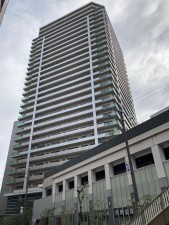 草津市渋川、マンションの画像です