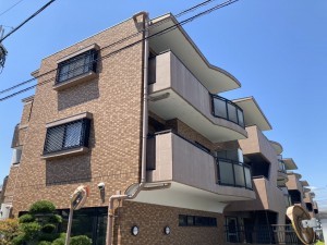 草津市渋川、マンションの画像です