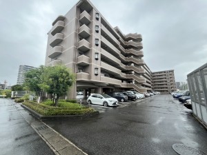大津市松山町、マンションの画像です