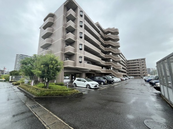 大津市松山町、マンションの画像です