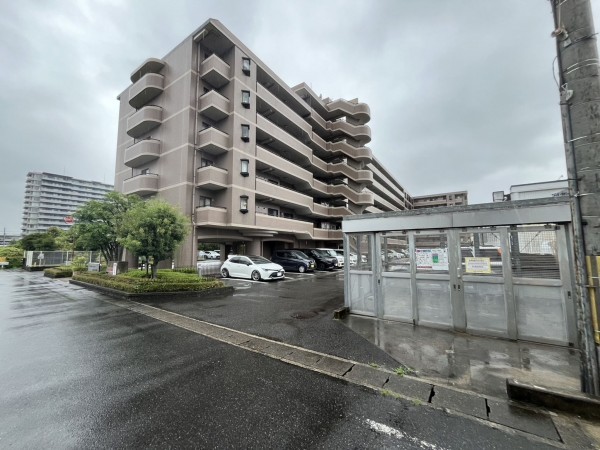 大津市松山町、マンションの画像です