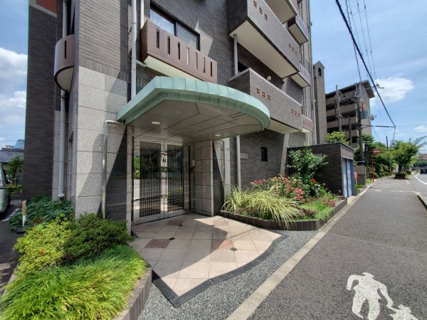 大津市唐橋町、マンションの画像です