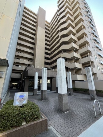 大津市大萱、マンションの画像です