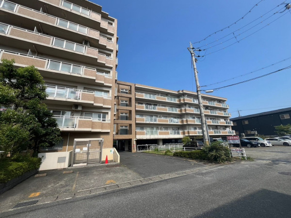 大津市真野、マンションの画像です