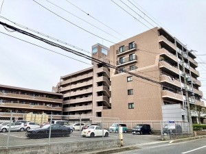 大津市萱野浦、収益物件/マンションの画像です