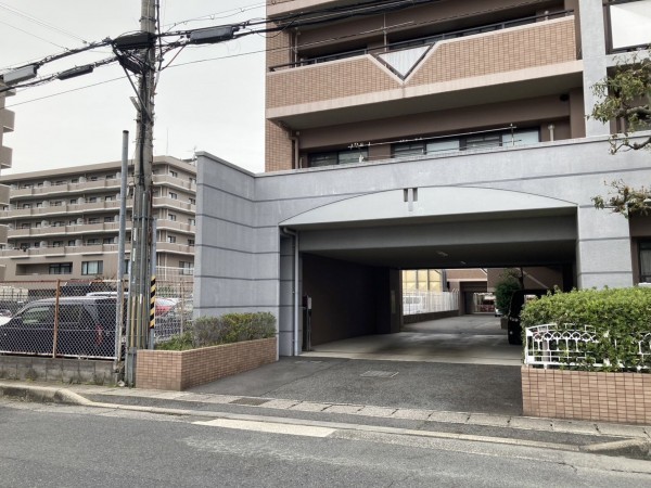 大津市萱野浦、収益物件/マンションの画像です