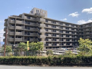 大津市富士見台、マンションの画像です