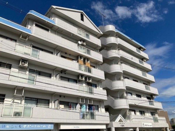 大津市一里山、マンションの画像です