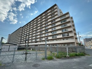 草津市西大路町、マンションの画像です