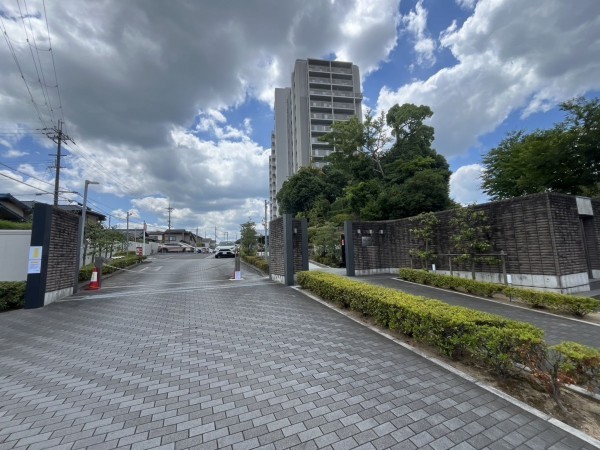 大津市瀬田、マンションの画像です