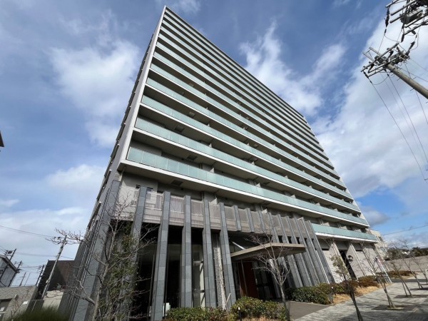 大津市におの浜、マンションの外観画像です