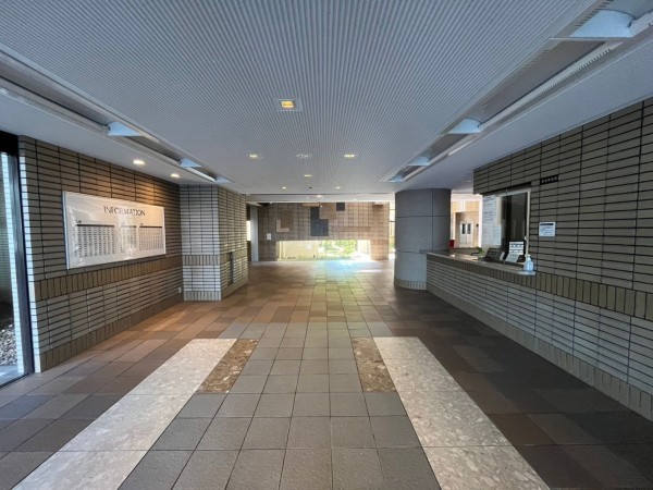 大津市中庄、マンションの画像です