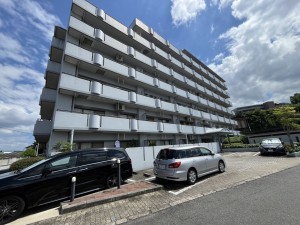 大津市竜が丘、マンションの画像です