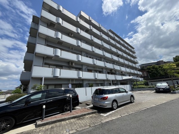 大津市竜が丘、マンションの画像です