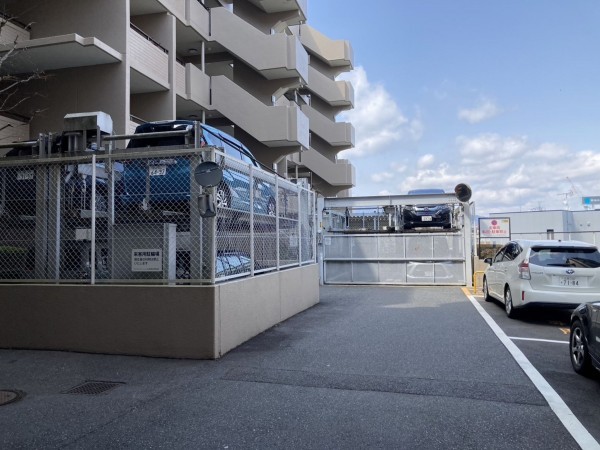 大津市秋葉台、マンションの画像です