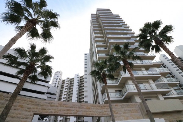 大津市茶が崎、マンションの画像です