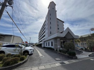 草津市青地町、マンションの画像です