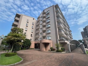 大津市本堅田、マンションの画像です