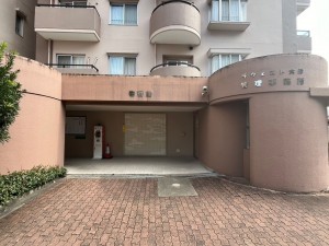 大津市本堅田、マンションの画像です