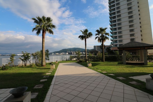 大津市茶が崎、マンションの画像です