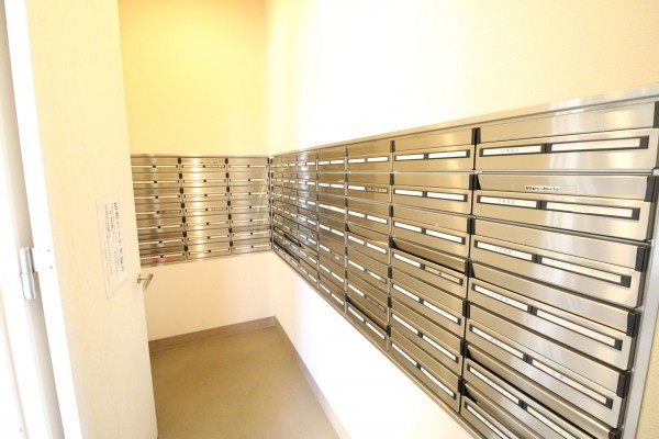 大津市茶が崎、マンションの画像です