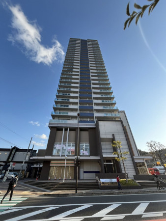 大津市春日町、マンションの画像です