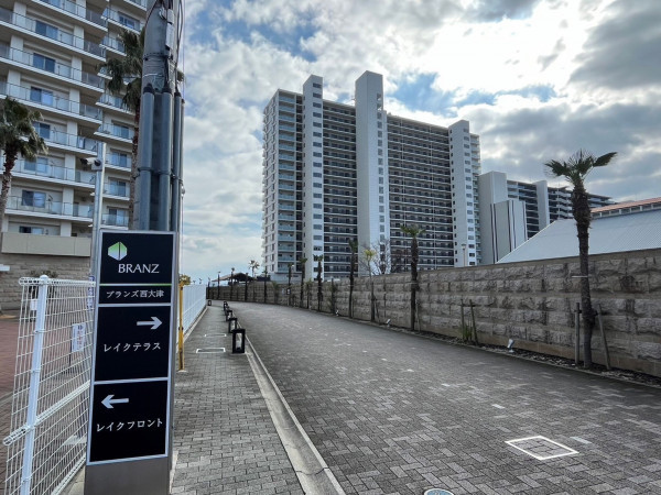 大津市茶が崎、マンションの画像です