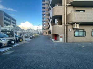 一宮市大和町馬引、マンションの画像です