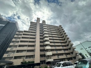 一宮市八幡、マンションの画像です