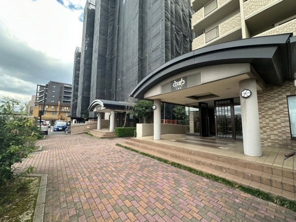 一宮市八幡、マンションの画像です