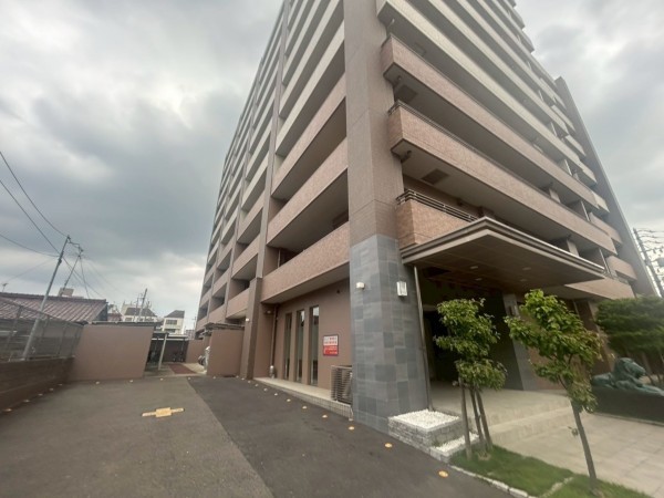 一宮市浜町、マンションの画像です