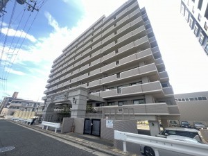 広島市西区井口、マンションの外観画像です