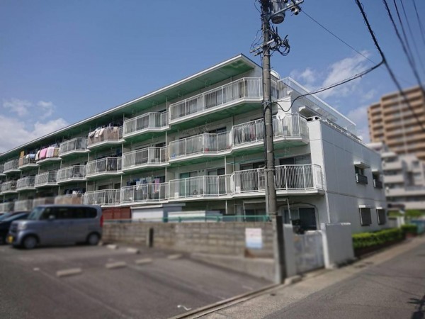 広島市西区南観音、マンションの外観画像です