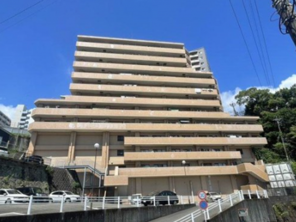 鹿児島市紫原、マンションの外観画像です