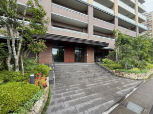 鹿児島市唐湊、マンションの画像です