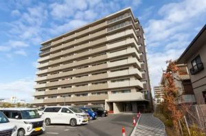 岡山市北区平野、マンションの外観画像です