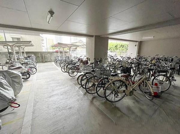 岡山市北区東古松、マンションの画像です