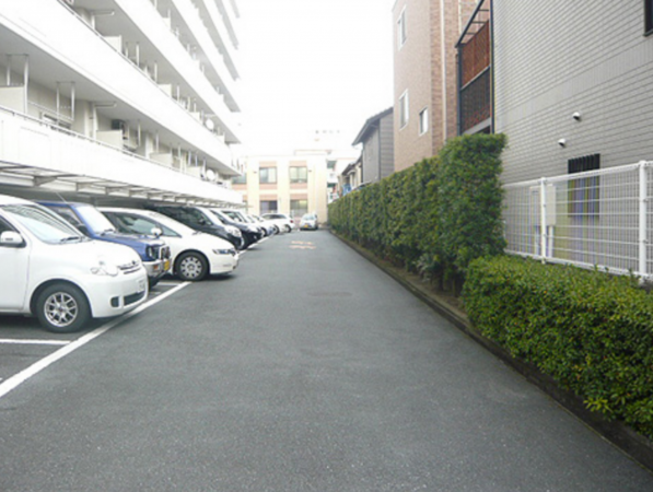 岡山市北区西古松、マンションの画像です