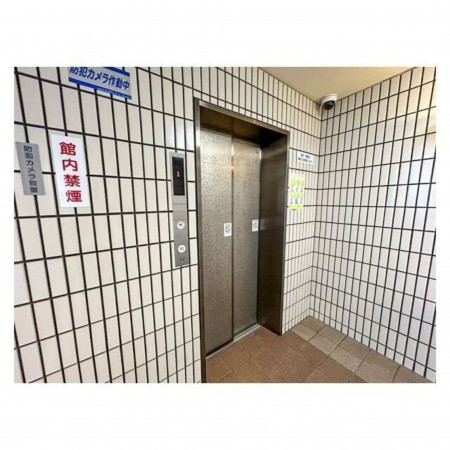 岡山市北区野田、マンションのエントランス画像です