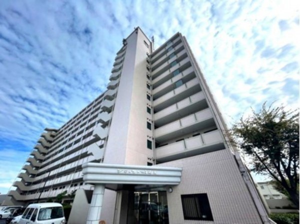 岡山市北区延友、マンションの外観画像です