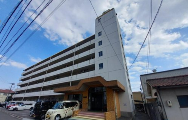 岡山市北区奥田、マンションの外観画像です