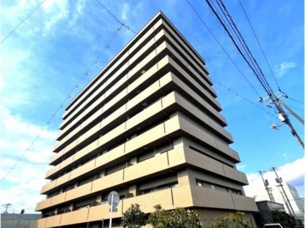 岡山市北区西島田町、マンションの外観画像です