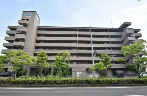 岡山市北区今村、マンションの外観画像です
