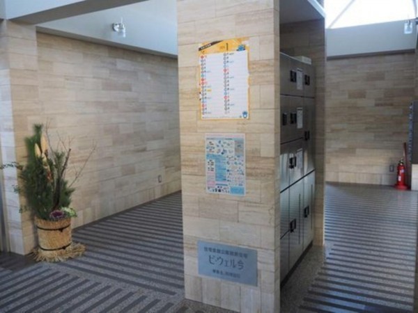 岡山市北区今、マンションのエントランス画像です