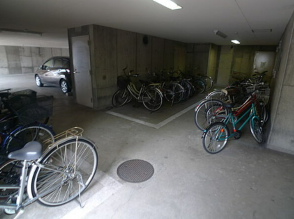 岡山市北区東古松、マンションの画像です