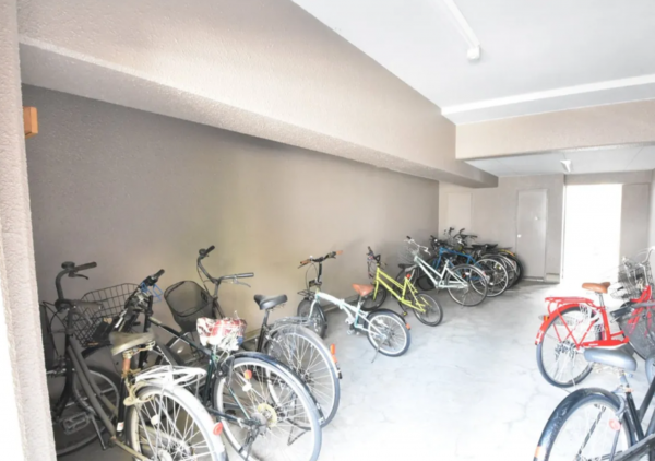 岡山市北区内山下、マンションの画像です
