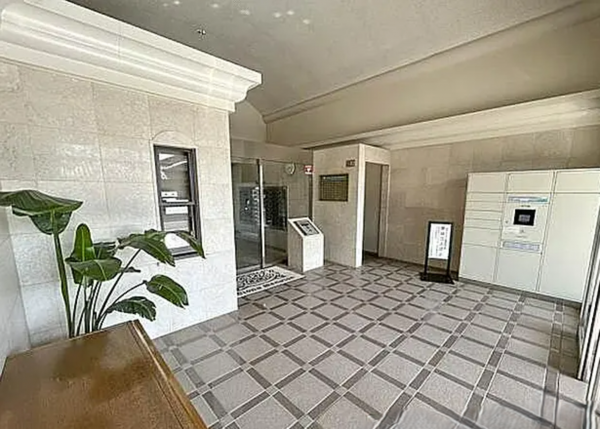 岡山市北区上中野、マンションの画像です